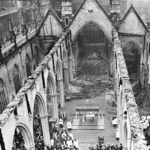 Mass at bombed Southwark Cathedral