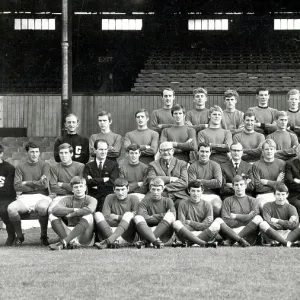 Football Archive Metal Print Collection: Team groups