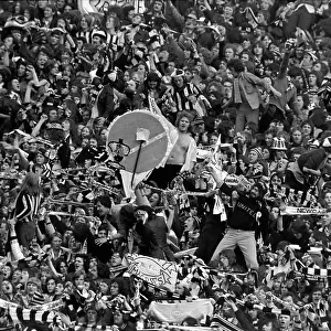 Newcastle United fans 1974 during the semi final