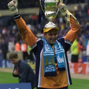 Nicky Weaver celebrates Man City's promotion 1999 Nicky Weaver celebrates Man City's promotion 1999