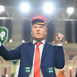 The Paddy Power PDC World Darts Championships 2024. Alexandra Palace The Paddy Power PDC World Darts Championships 2024. Alexandra Palace