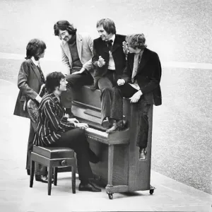 Pop Group Manfred Mann busking on corner of Kingsway and Aldwych 1969 Pop Group Manfred Mann busking on corner of Kingsway and Aldwych 1969