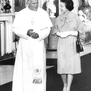 Pope John Paul II Print with Queen Elizabeth II at Buckingham Palace