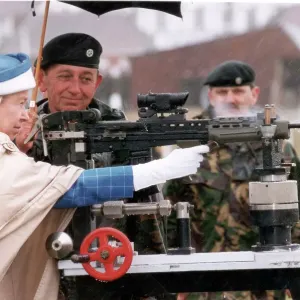The Queen Fires SA80 Rifle Print