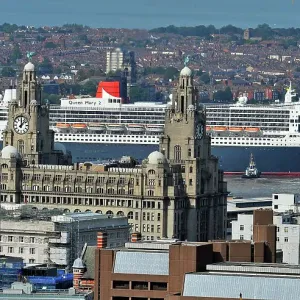 The Queen Mary 2 docks in Liverpool The Queen Mary 2 docks in Liverpool
