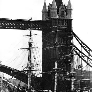The Bounty Replica Print The Bounty Replica Print