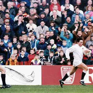 Rory Underwood breaks free from the pack to score a try for England Final Score Rory Underwood breaks free from the pack to score a try for England Final Score