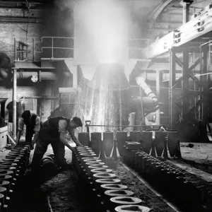 At the Royal Ordnance factory 1939 At the Royal Ordnance factory 1939