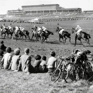 Spectators at Epsom Print, 1953 Spectators at Epsom Print, 1953