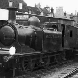 Steam Engine Print - Isle of Wight Station Scene, 1932 Steam Engine Print - Isle of Wight Station Scene, 1932