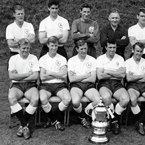Tottenham Hotspur Team 1962 / 63, with FA Cup