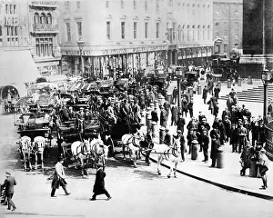 1907 FA Cup Football fans gathering in St Paul's churchyard to travel to Crystal Palace for the match