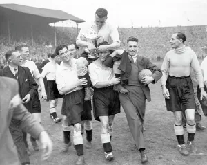 1946 FA Cup final at Wembley, Charlton Athletic v Derby County