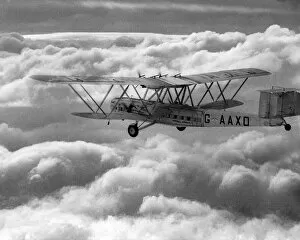 Images Dated 14th January 2020: The 42 seater airliner Handley Hengist 1934