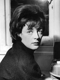 Famous Face Prints: Actress Maggie Smith in 1963