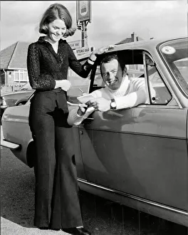 Brighton and hove Albion goalkeeper signs an autograph for fan Elaine Kay