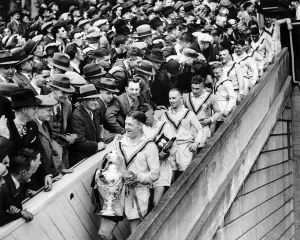 Mail Newspapers Prints: Castleford win the 1935 Rugby League cup Final at Wembley