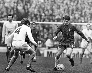Chelsea F.C Prints: Chelsea's Charlie Cooke (R), being challenged by Billy Bremner of Leeds