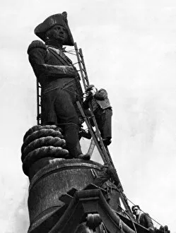 London Collection: Cleaning Nelsons Column