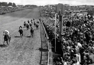Racing Prints: The Derby 1947. The first Derby ever to be run on a Saturday at Epsom