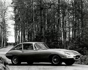 Images Dated 20th August 2021: E-Type Jaguar 2+2 coupe automatic 1966