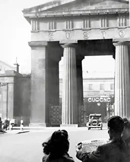 Black And White Prints: Euston Arch in 1944