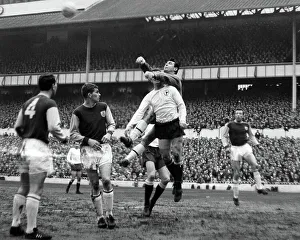 FA Cup Prints: FA Cup 4th round Tottenham Hotspur v Burnley 1966