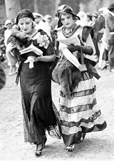 Fashions From The 1930s Prints: Two fashionable ladies, 1931