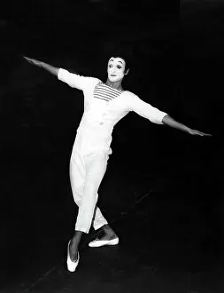 Trending: French mime artist Marcel Marceau during rehearsals at the Picca