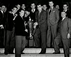 Rugby League Collection: Great Britain Rugby League team with the Rugby League World Cup 1954