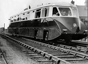 Trains Collection: Great Western Railway Diesel express streamlined rail car 1934