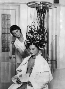 Hairdressing Twenties style Hairdressing Twenties style