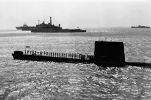 Navy Prints: HMS Auriga P419, Amphion class submarine and other vessels of the British Fleet stand by for the evacuation of Aden