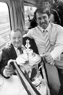 Howard Kendall with Bob Paisley and the FA Cup 1984
