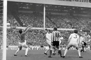 B And W Prints: Ian Porterfield's (right)