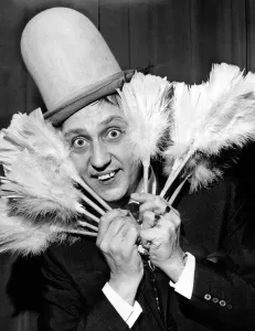 Mail Newspapers Prints: Ken Dodd with tickling sticks 1968