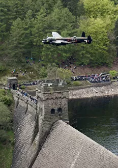 Colour pictures Collection: Lancaster Bomber over Derwent Water