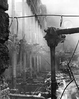 Britain at War Collection: London in the Blitz Temple Church air raid 13