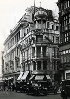 London Collection: Lyons Corner House on Coventry Street in London