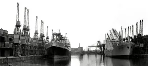 Docks Prints: Manchester Docks 1971
