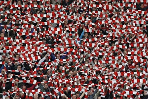 Manchester United Collection: Manchester United v Manchester City (1-2) Old Trafford before kickoff 2008