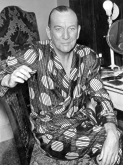 Famous Face Prints: Noel Coward backstage at the Theatre Royal, Haymarket, London