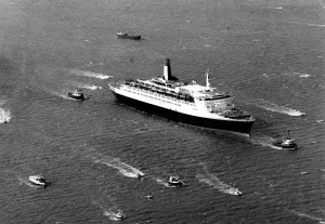 Ocean liner the QE2 sails for the Falklands Ocean liner the QE2 sails for the Falklands