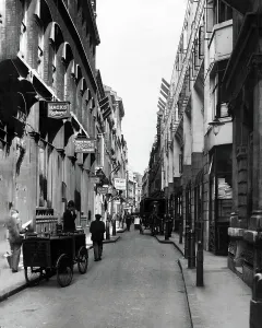 London Prints: Paternoster Row in the City of London 1933