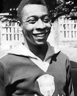 Images Dated 20th October 2020: Pele in 1966