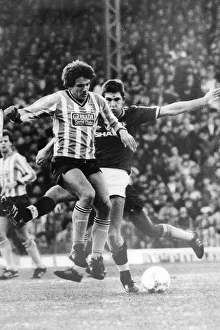 Pictures Prints: Phillips and Whiteside battle for possession Manchester United V Coventry FA Cup