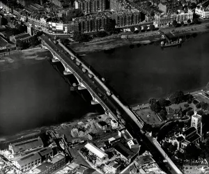 Thames Prints: Putney Bridge 1950