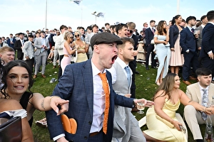 Soul Of Sport Prints: Racegoers 2025 Grand National Aintree