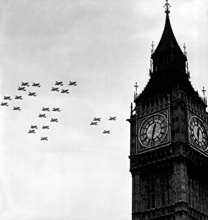 London Collection: RAF Battle Of Britain Anniversary fly past, Big Ben London, 1953