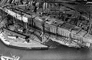 Ships Prints: RMS Queen Mary under construction at Clydebank